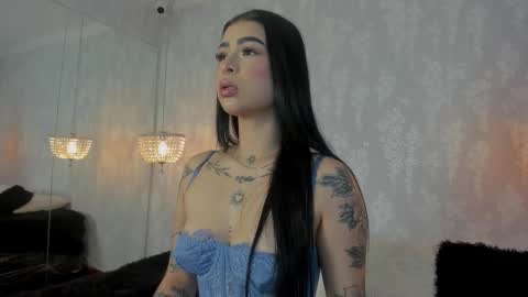 Snapshot of skailyn_angels chatting on October 15, 5:54 am SKAILYN ANGELS online show from October 15, 5:54 am