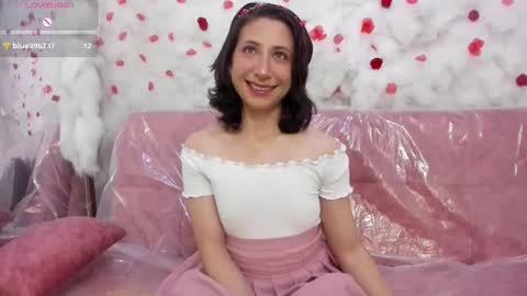 Skarlet  online show from November 12, 8:05 am