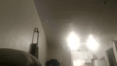 skeeelow online show from January 16, 9:27 am