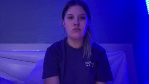 skiimaskabby online show from February 7, 8:06 am