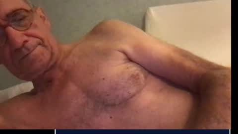 Snapshot of skima48 chatting on October 1, 6:01 am skima48 online show from October 1, 6:01 am