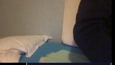 Snapshot of skima48 chatting on October 13, 9:44 am skima48 online show from October 13, 9:44 am