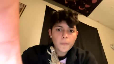 skinnyangel21 online show from December 3, 4:35 am