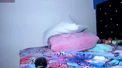 Snapshot of skinnycollins chatting on September 23, 4:06 am Skinny online show from September 23, 4:06 am