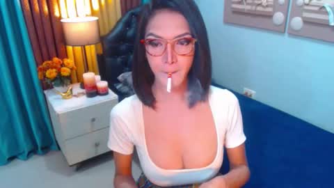 Snapshot of skinnyhotfantasy chatting on September 10, 11:50 pm NICOLE online show from September 10, 11:50 pm