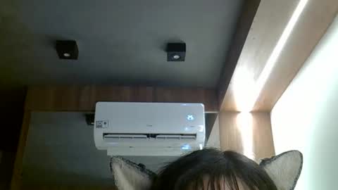 skinnykittencam online show from February 18, 5:57 pm