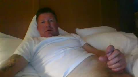 skinnymeat858205 online show from March 18, 5:02 am