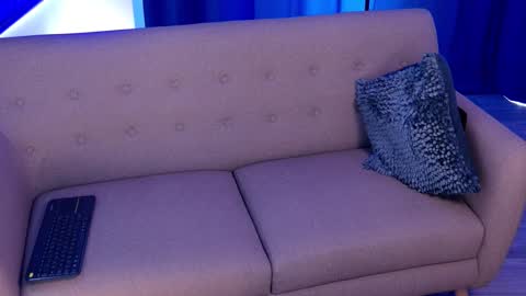 Liam Vokov online show from October 28, 5:25 pm