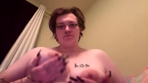 sky_fall227500 online show from January 15, 3:04 am