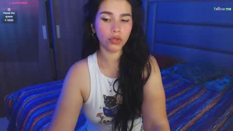 Snapshot of sky_lover_ chatting on March 3, 9:22 am Sky online show from March 3, 9:22 am