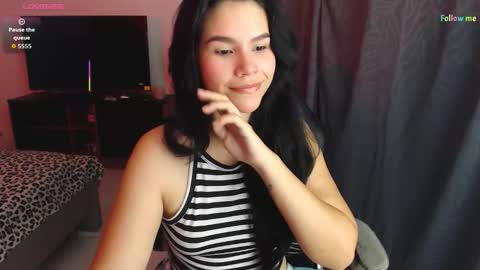 Snapshot of sky_lover_ chatting on October 6, 9:05 am Sky online show from October 6, 9:05 am