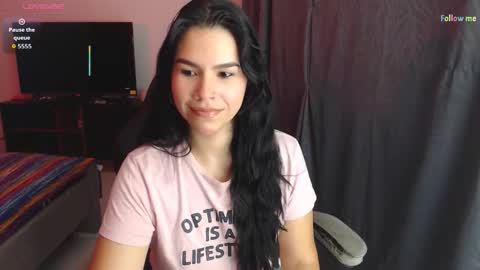 Snapshot of sky_lover_ chatting on October 20, 9:47 am Sky online show from October 20, 9:47 am