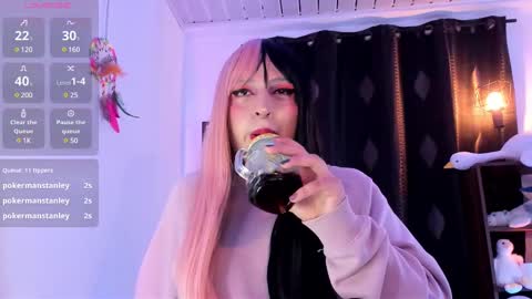 S   online show from February 15, 9:16 am