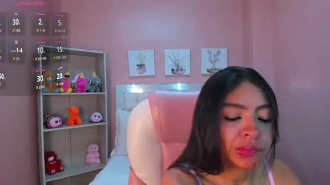 S O F I  online show from April 25, 2:58 pm