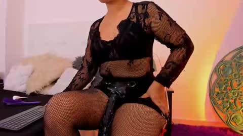 skydarkblue online show from March 6, 4:08 am