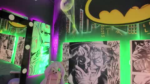 skye_bluee_ online show from September 24, 3:46 am