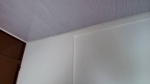 skye moore online show from February 11, 2:03 am