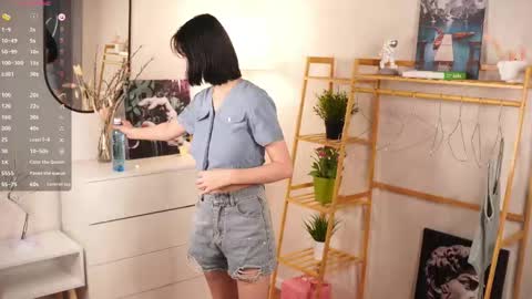 Melissa online show from October 15, 7:32 am