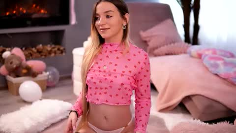 skyeyesluna online show from February 27, 4:27 am