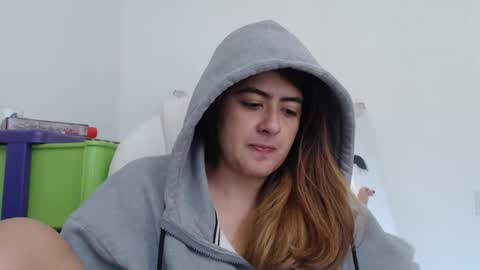 Skyler online show from February 25, 7:16 pm