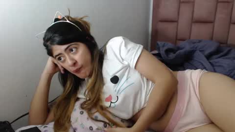 Skyler online show from March 11, 3:47 am