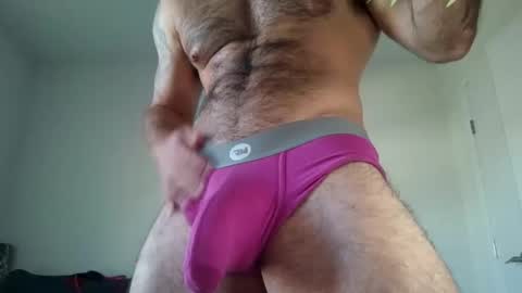 Snapshot of skylerflexes chatting on September 23, 10:38 pm Skyler Flexes online show from September 23, 10:38 pm