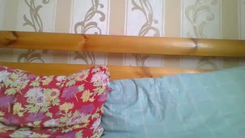 skyressie333 online show from February 7, 10:51 am