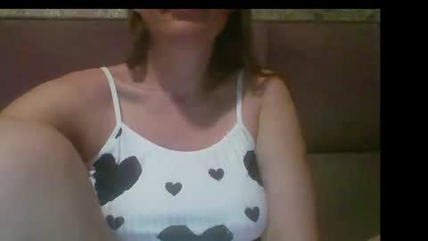 Snapshot of sladkiegubki chatting on October 9, 2:06 am Sladkiegubki online show from October 9, 2:06 am