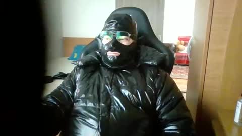 slatexss online show from February 9, 1:35 pm