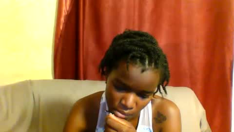 Snapshot of sleek_ass chatting on March 2, 2:10 pm sleek_ass online show from March 2, 2:10 pm