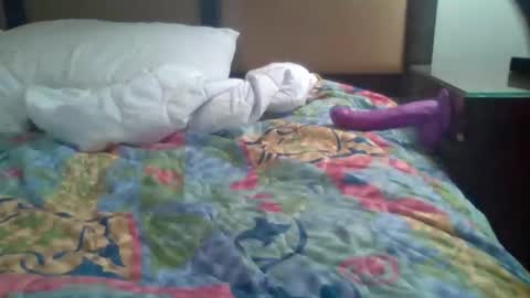 Snapshot of sleepyg1981 chatting on September 19, 10:52 am Bottmboitwink online show from September 19, 10:52 am