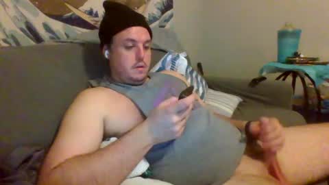 Snapshot of slimjim2090 chatting on February 16, 3:58 am slimjim2090 online show from February 16, 3:58 am