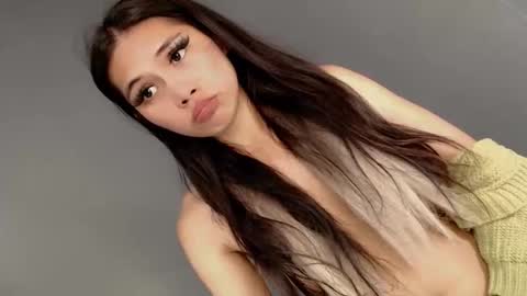 slut4attention online show from April 7, 6:04 am