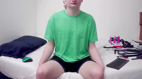 Little Slut online show from October 21, 2:43 pm