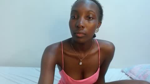 sly_rose online show from November 10, 1:41 am