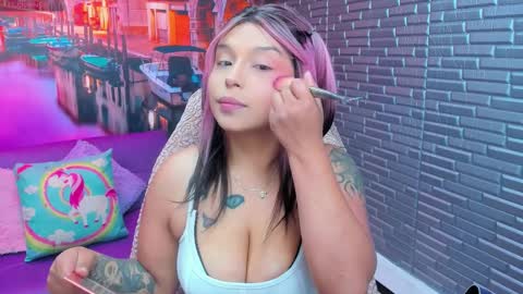 Mariana Torres online show from November 5, 2:08 pm