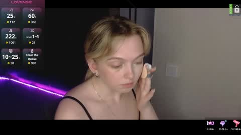 Emily online show from December 4, 8:41 pm