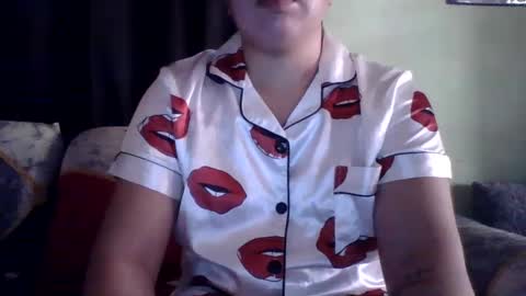 Lovewella online show from March 4, 10:38 pm