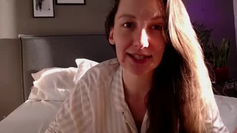 Snapshot of smalltittsbigsoul chatting on February 19, 6:00 am Anna no bbbbybybbabebyy just Anna. And dont call me mom please. online show from February 19, 6:00 am