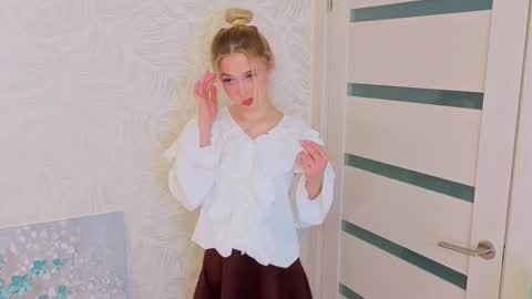 The girl from the dream by name Mary online show from October 24, 4:52 pm