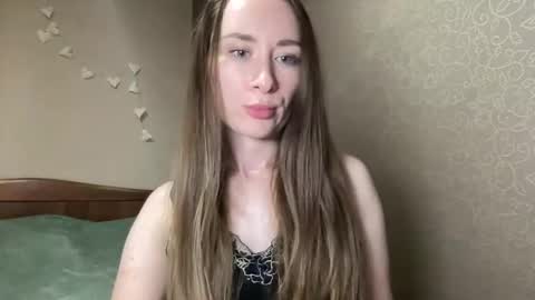 smilequeen_ online show from October 21, 7:17 pm