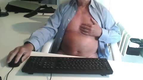 George online show from December 3, 11:40 am