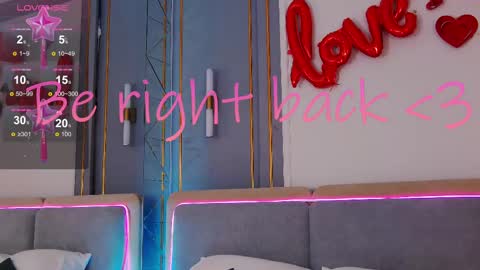 Mia online show from February 19, 8:22 am