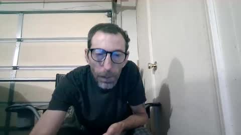 smoke-4-me online show from September 26, 7:27 am