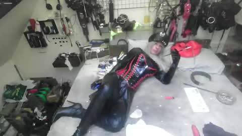 smokeslut365 online show from November 25, 2:43 am