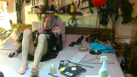 smokeslut365 online show from March 8, 2:04 am