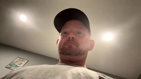 smokeymt420 online show from February 25, 10:08 am