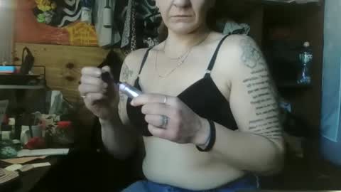 Smokie Cumbull online show from January 22, 3:51 pm