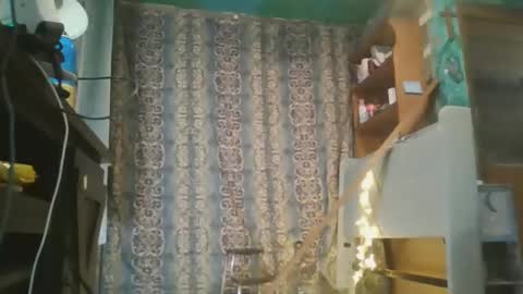 Smokie Cumbull online show from January 1, 2:09 am