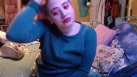 DIAN dee-ann online show from December 2, 4:15 pm